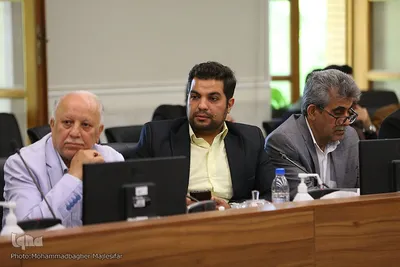 نشست خبری استاندار اصفهان با اصحاب رسانه