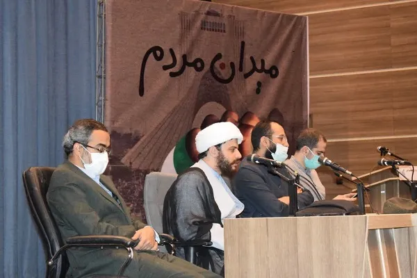 انقلاب اسلامی پرچم ارزش‌های دینی را با نگاه تمدنی علم کرده است