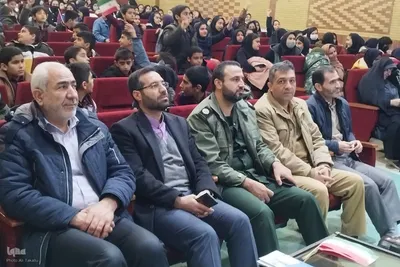 یادواره لاله‌های روشن و همایش یاوران حاج قاسم در ملایر‎
