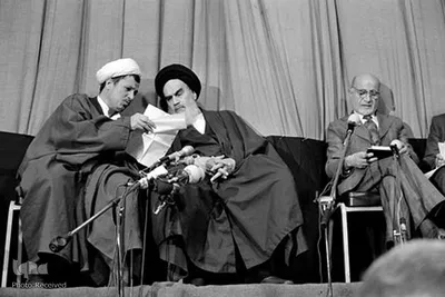 تصاویر بازگشت امام خمینی به ایران