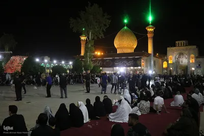شب عاشورای حسینی در حرم شاهچراغ(ع)