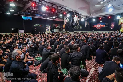 حسینیه ایران؛ آیین طشت‌گذاری در حسینیه امام حسن(ع)