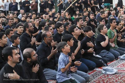 مراسم عزاداری شب شهادت امام رضا(ع) در حرم مطهر رضوی