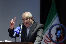 غلامرضا اعوانی در مراسم رونمایی از کتاب‌های «اندیشه‌های فلسفی ابن‌سینا» و «حکمت صدرایی در جهان اسلام»