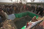 جابه‌جایی مزار شهید جواد رضایی در کازرون