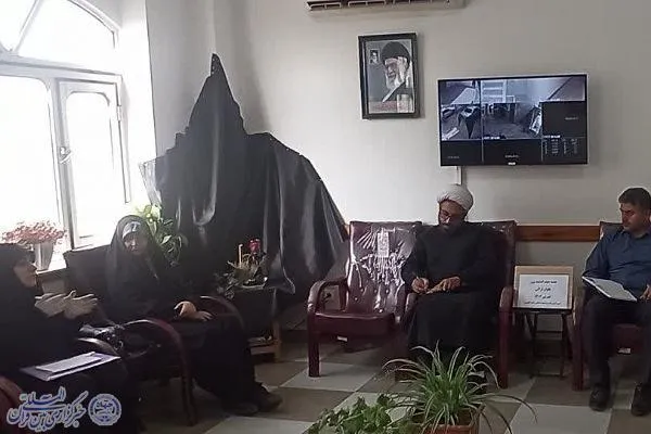 پنجمین جلسه هیئت اندیشه‌ورز بانوان قرآنی در گنبدکاووس برگزار شد
