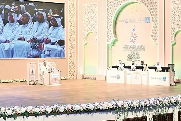Permulaan pertandingan Al-Quran antarabangsa ke-8 untuk wanita di Dubai + klip