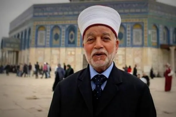 المفتي العام لفلسطين ينعى الأسير الشهيد ناصر أبو حميد