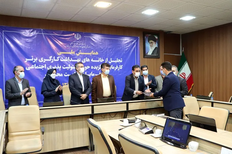 ۴ واحد تولیدی فارس در ایام کرونا منتخب ملی شدند