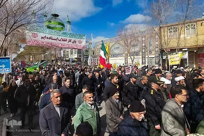 حضور پرشور مردم نایین در راهپیمایی ۲۲ بهمن