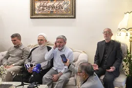 دیدار جامعه قرآنی با خانواده شهید طهرانچی