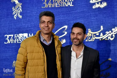 از راست پیمان معادی و عادل فردوسی ‌پور در حاشیه هشتمین روز از سی‌وهفتمین جشنواره فیلم فجر

