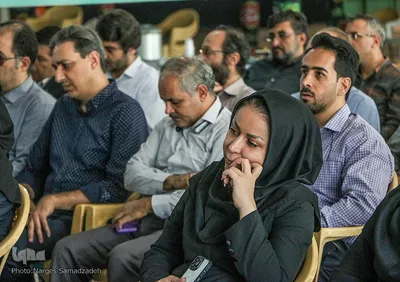 غبار روبی مزار شهدا‎ با حضور اعضای جهاد دانشگاهی اصفهان