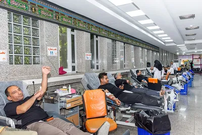 اهدای خون سوگواران اصفهانی در روز عاشورا