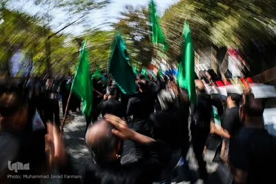 عزاداری ظهر عاشورا در تهران 