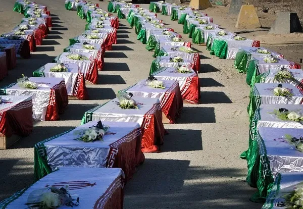 پیکر 72 شهید دفاع مقدس از مرز شلمچه وارد کشور شد