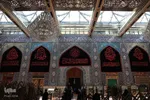 Der Heilige Schrein von Abul Fadhl Al-Abbas (as.) trägt Schwarz