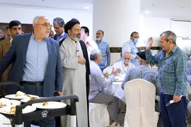 دیدار صمیمی سرپرست حجاج ایرانی با زائران کشورمان در مکه مکرمه