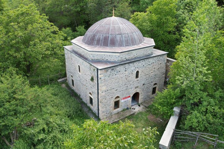 Gümüşhane'de tarihi cami 112 yıl sonra ibadete açıldı