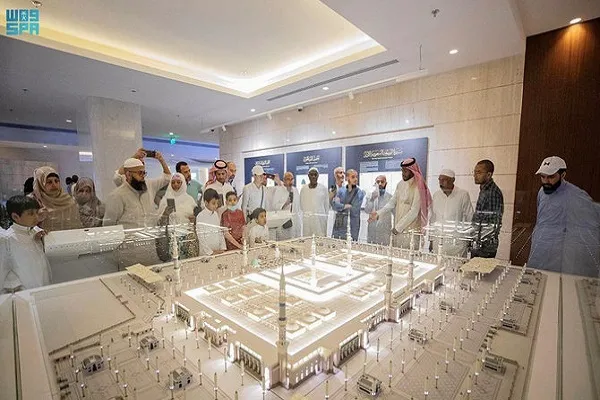Prophet’s Mosque Exhibition Enriching Pilgrims’ Experience
