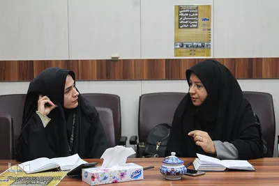نشست تخصصی «نقش و جایگاه زنان در پیشبرد اهداف انقلاب اسلامی»_اراک