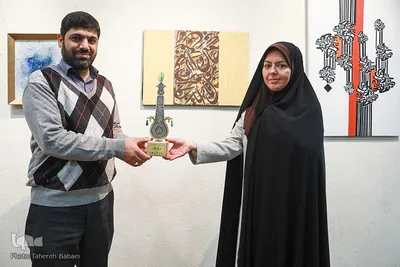 نمایشگاه ماه تمام