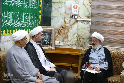 دیدار متولی شرعی حرم حسینی با داوران و متسابقان جایزه کربلا