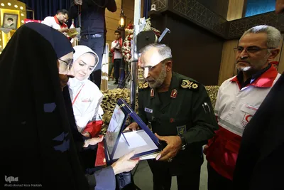اجلاسیه ۳۲۳ شهید امدادگر دفاع مقدس استان فارس