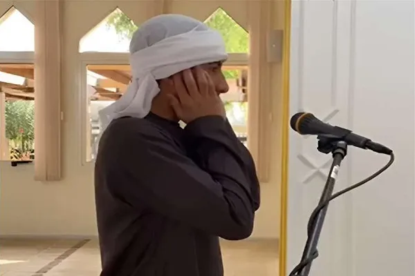 Dubai’de “Mahalle müezzini” yarışması büyük ilgi gördü