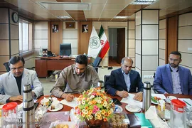 نشست هم‌اندیشی طرح سفیران نور

