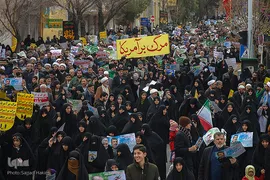 راهپیمایی مردم قم در حمایت از اقتدار نظام اسلامی وسپاه پاسداران