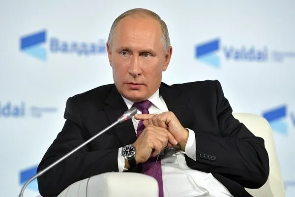 Путин: «У человечества сегодня два пути»