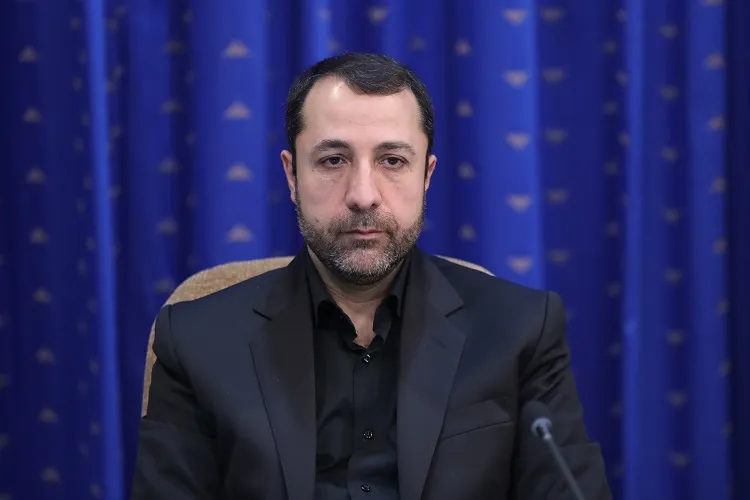 صالح آبادی رئیس کل بانک مرکزی شد