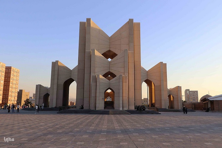 مقبره الشعری تبریز مقبره الشعری تبریز