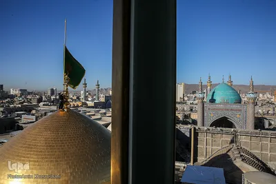 آئین تعویض پرچم گنبد حرم امام رضا(ع)