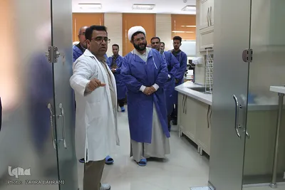 بازدید اساتید حوزه و دانشگاه از مرکز درمان ناباروری/عکاس: زهرا بهرامی
