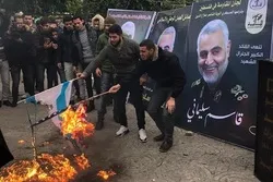 Gedenkveranstaltung für General Soleimani in Gaza: Demonstranten verbrennen US-Flaggen