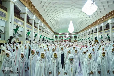 جشن تکلیف «دختران تبریزی»‎