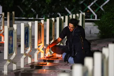 شام غریبان حسینی در گلستان شهدای اصفهان