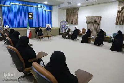 دیدار هیات اندیشه‌ورز بانوان قرآنی با نماینده ولی فقیه در خراسان‌جنوبی