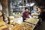 حال و هوای بازار تبریز در آخرین ساعات شروع شب یلدا