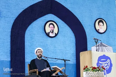 حجت الاسلام و المسلمین مصطفی رستمی، رئیس نهاد نمایندگی مقام معظم رهبری در دانشگاه‌ها