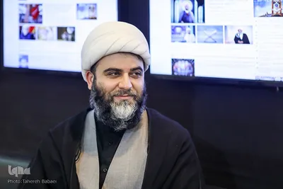بازدید حجت‌الاسلام قمی رئیس سازمان تبلیغات اسلامی از غرفه ایکنا