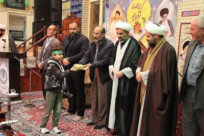 کرسی تلاوت قرآن کریم همزمان با هفته قرآن در ملایر‎‎