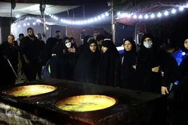 اطعام زوار اربعین حسینی