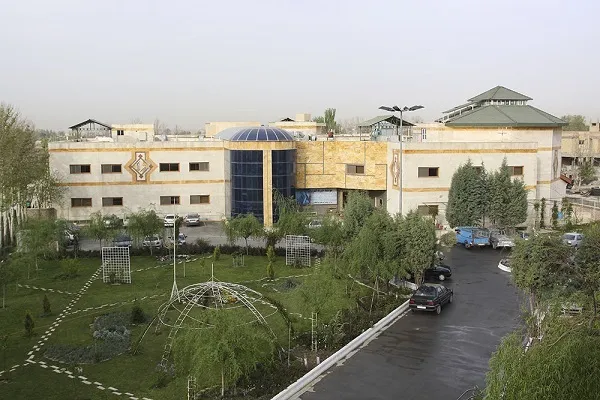 آسایشگاه کهریزک البرز نشان استاندارد در حوزه سالمندی گرفت