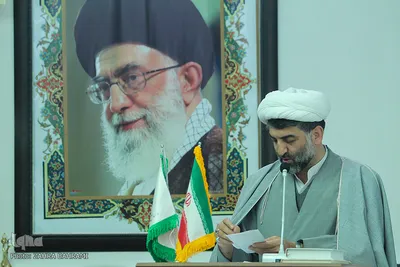 حجت‌الاسلام عبدالله حسینخانی، رئیس اداره قرآنی اداره کل اوقاف و امور خیریه استان مرکزی در همایش توجیهی آموزشی مؤسسات قرآن و کارشناسان قرآنی در اراک