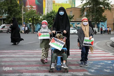 گردهم‌آیی بزرگ بچه‌ها واسباب‌بازی‌ها به نشان دوستی با بچه‌‌های فلسطین