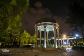 سر ارادت ما به خواجه اهل راز