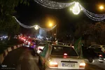 تجمع شبانه مردم شیراز در سوگ رهبر شهید
